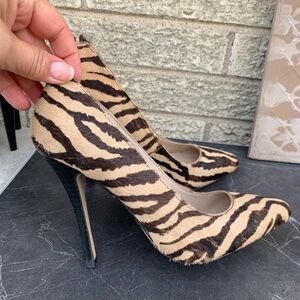 Steve Madden Intrud-L pumps size 7. cow hair tiger print pump